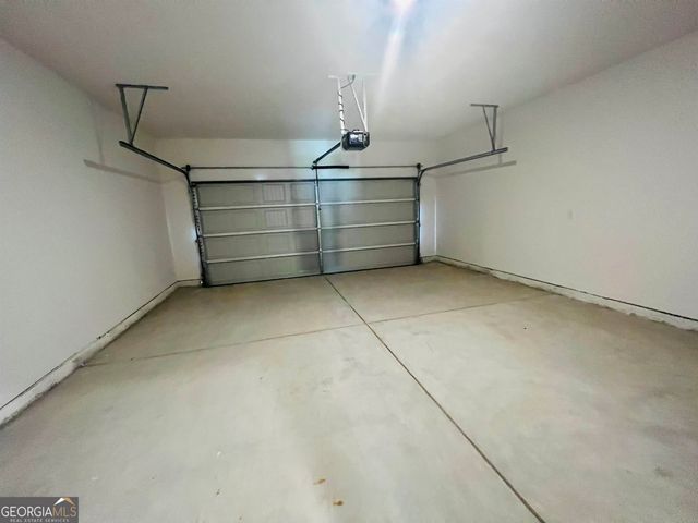 4005 Berry Farm Court, Loganville, GA 30052