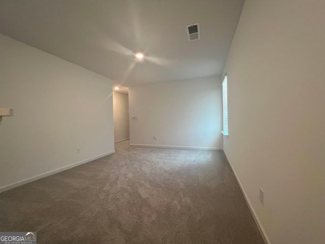 4005 Berry Farm Court, Loganville, GA 30052