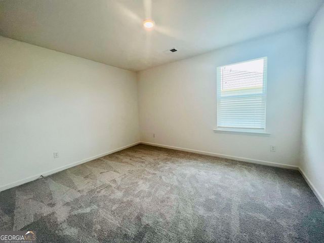 4005 Berry Farm Court, Loganville, GA 30052
