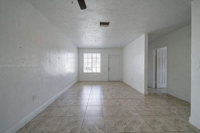 11250 SW 7th St, Sweetwater, FL 33174