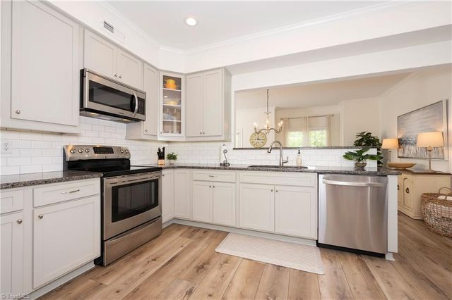 121 Warwicke Place, Bermuda Run, NC 27006