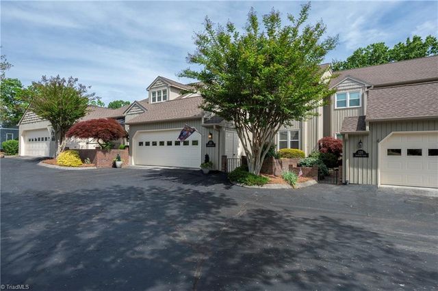 121 Warwicke Place, Bermuda Run, NC 27006