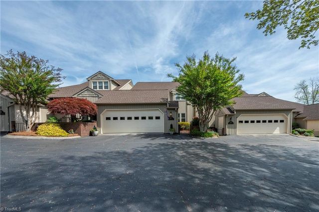 121 Warwicke Place, Bermuda Run, NC 27006