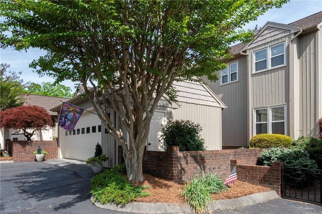 121 Warwicke Place, Bermuda Run, NC 27006