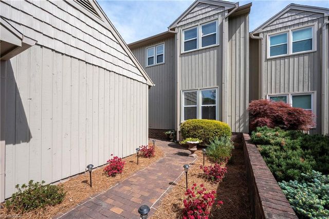 121 Warwicke Place, Bermuda Run, NC 27006