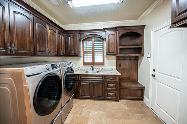 30003 Commons Park Drive, Huffman, TX 77336