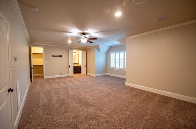 30003 Commons Park Drive, Huffman, TX 77336