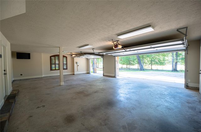 30003 Commons Park Drive, Huffman, TX 77336