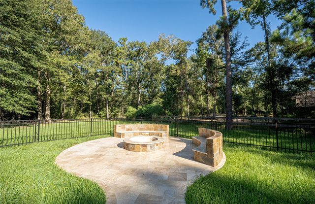 30003 Commons Park Drive, Huffman, TX 77336