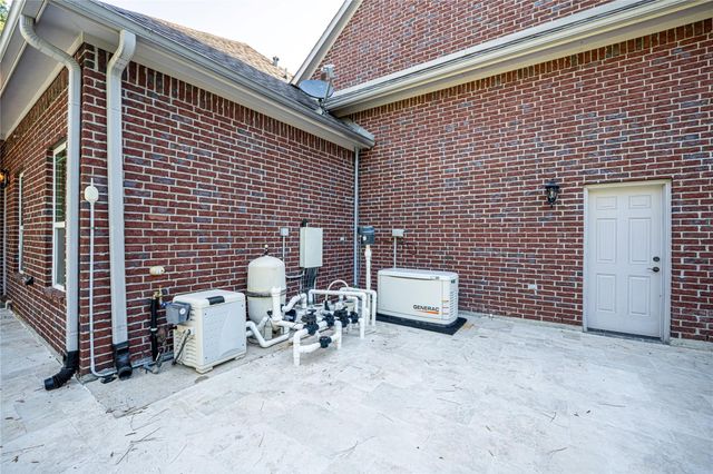 30003 Commons Park Drive, Huffman, TX 77336