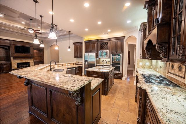 30003 Commons Park Drive, Huffman, TX 77336