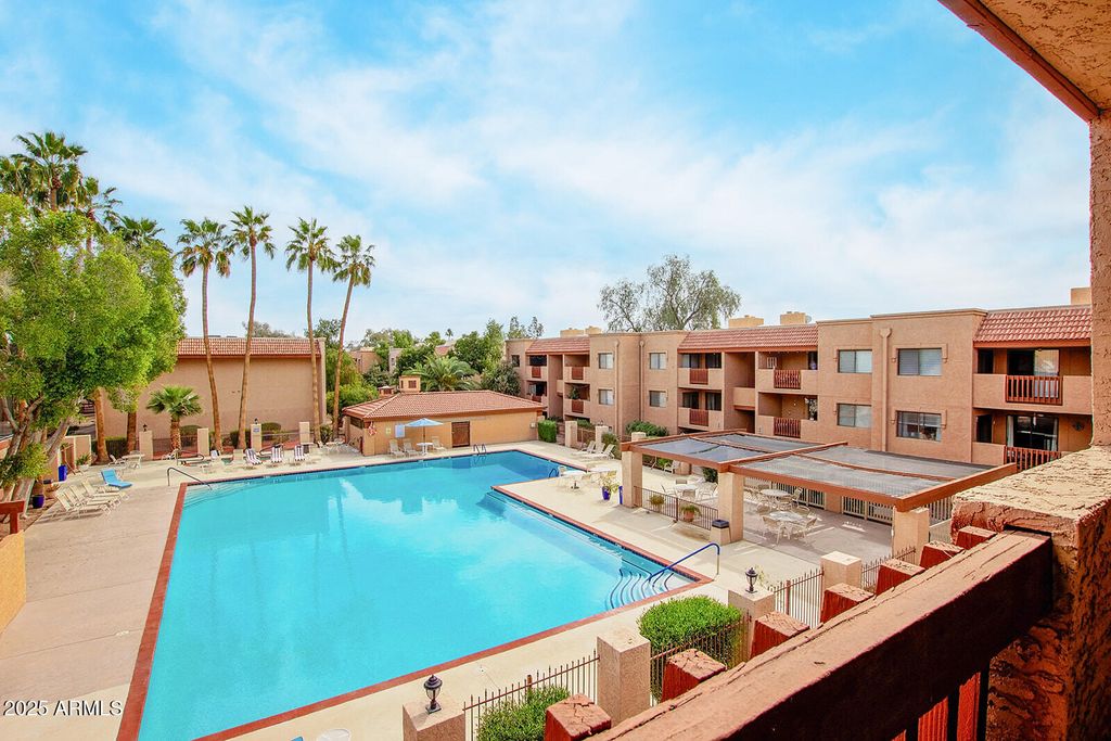 3031 N CIVIC CENTER Plaza 306, Scottsdale, AZ 85251 — photo 2