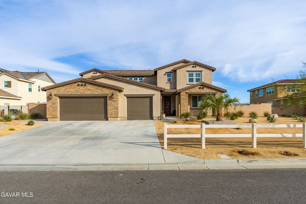 3731 Eliopulos Ranch Drive, Palmdale, CA 93551