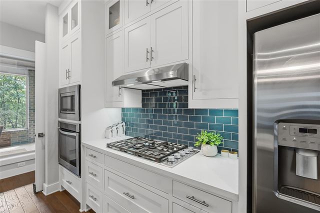 3208 Laurel Trace Court, Bryan, TX 77807