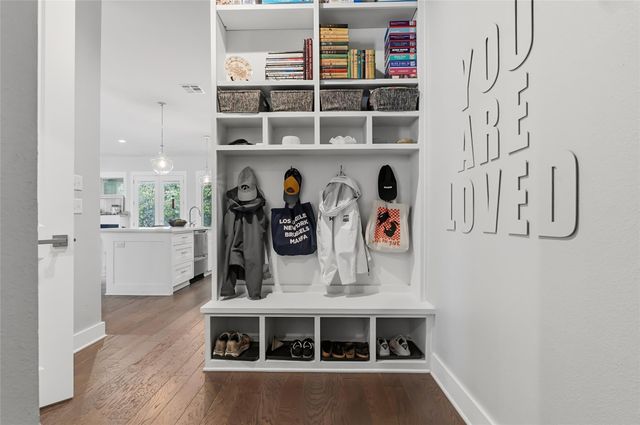 3208 Laurel Trace Court, Bryan, TX 77807