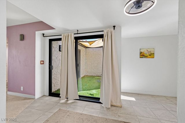 3073 Conquista Court, Las Vegas, NV 89121