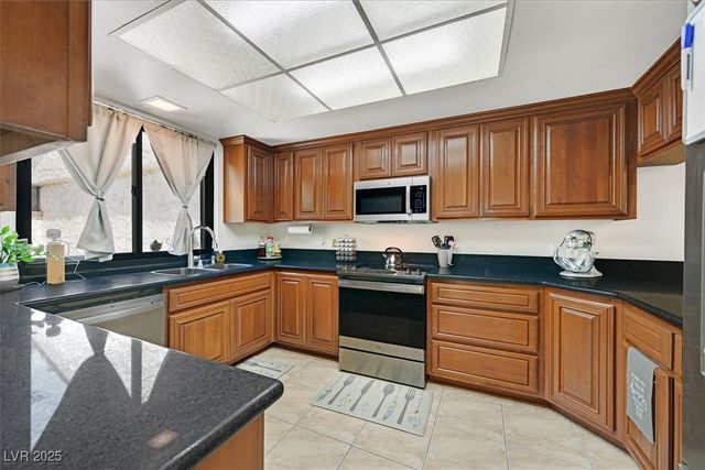 3073 Conquista Court, Las Vegas, NV 89121