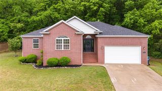 701 W Thornstone Avenue, West Fork, AR 72774