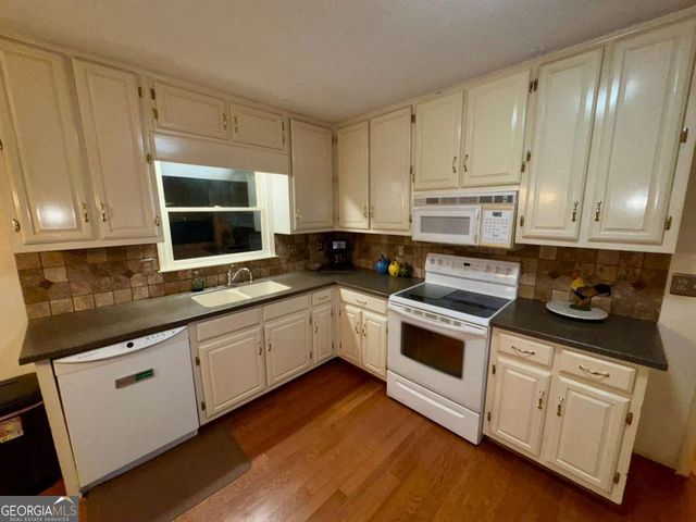 3565 Canon Creek Drive, Cumming, GA 30041