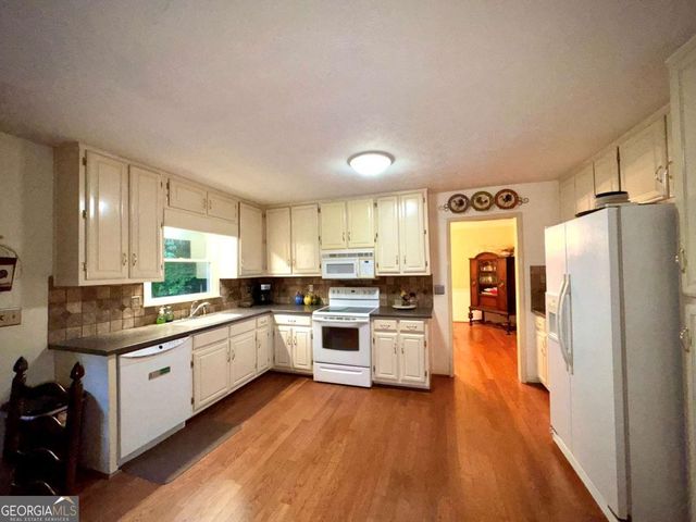 3565 Canon Creek Drive, Cumming, GA 30041