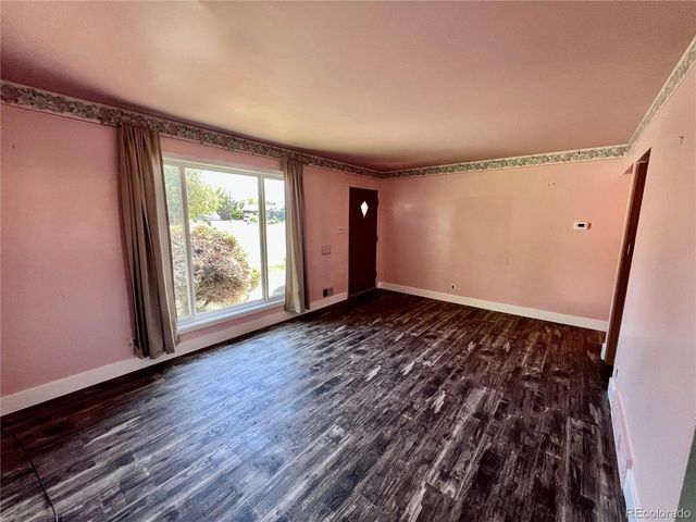 1466 E 111th Pl, Northglenn, CO 80233