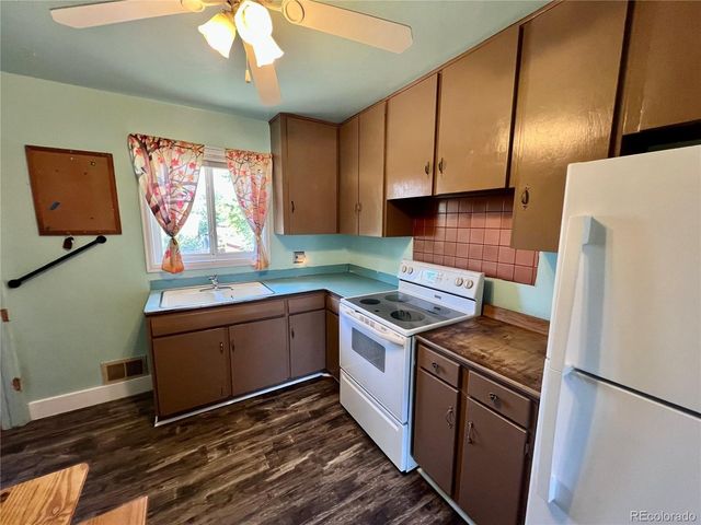 1466 E 111th Pl, Northglenn, CO 80233