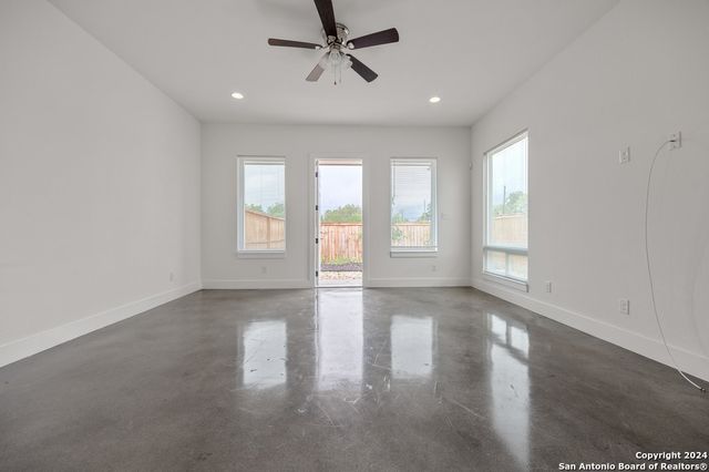 307 San Salvador Ave Unit 101, San Antonio, TX 78210
