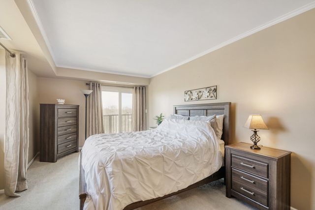 35 S Baybrook Drive 610, Palatine, IL 60074