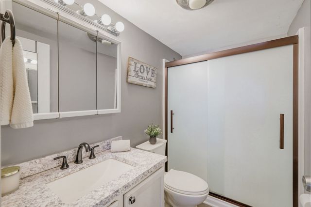 35 S Baybrook Drive 610, Palatine, IL 60074