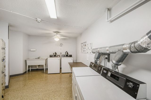 35 S Baybrook Drive 610, Palatine, IL 60074