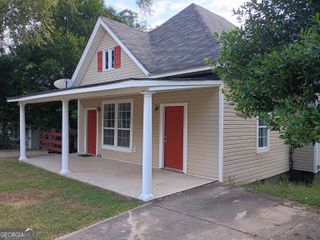 207 Park Avenue B, Lagrange, GA 30240