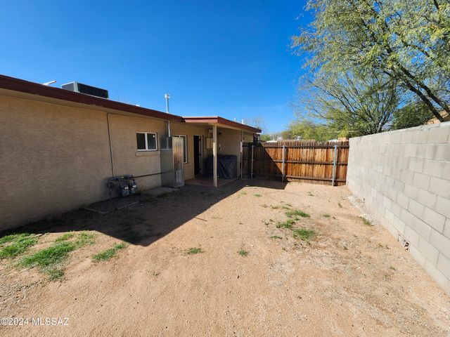 2116 N Bell Avenue, Tucson, AZ 85712
