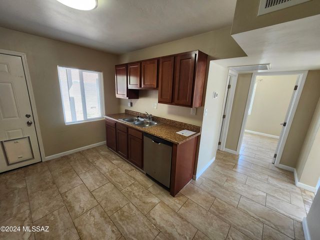 2116 N Bell Avenue, Tucson, AZ 85712