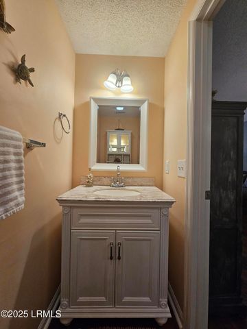 1105 13th St Apt E, Port Royal, SC 29935