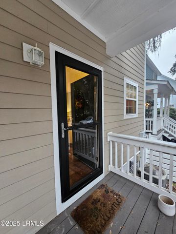 1105 13th St Apt E, Port Royal, SC 29935