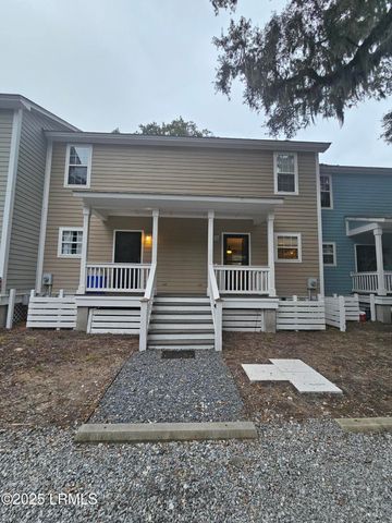 1105 13th St Apt E, Port Royal, SC 29935