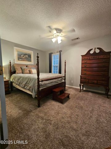 1105 13th St Apt E, Port Royal, SC 29935