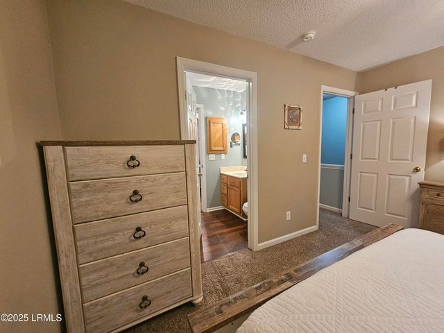 1105 13th St Apt E, Port Royal, SC 29935