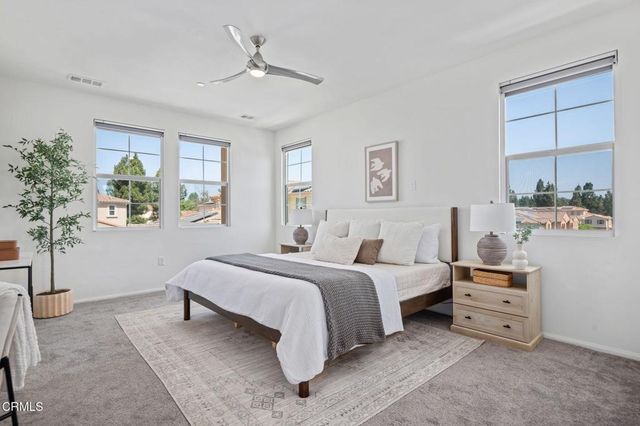 5075 Manzano Street, Camarillo, CA 93012