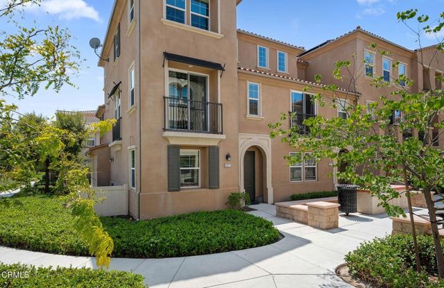 5075 Manzano Street, Camarillo, CA 93012