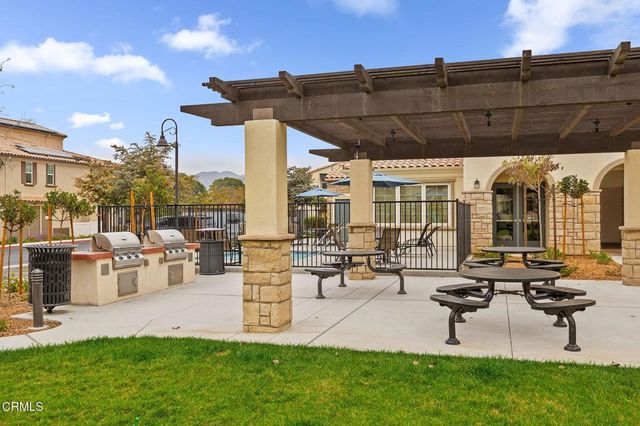 5075 Manzano Street, Camarillo, CA 93012