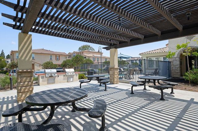 5075 Manzano Street, Camarillo, CA 93012