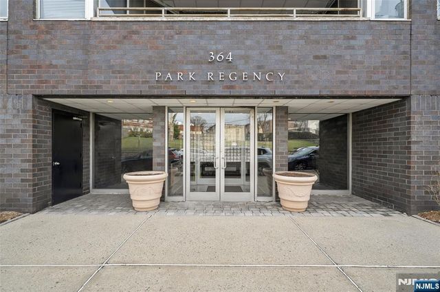 364 Palisade Avenue 5B, Cliffside Park, NJ 07010