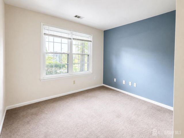 903 Woodhaven Drive, Edison, NJ 08817