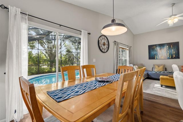 425 CASTLEMAIN CIRCLE, Davenport, FL 33897
