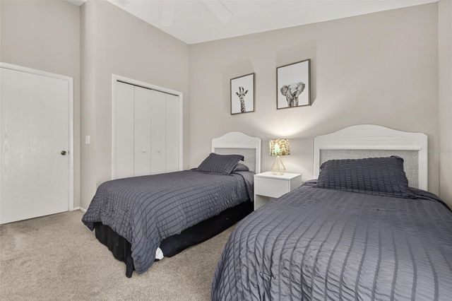 425 CASTLEMAIN CIRCLE, Davenport, FL 33897