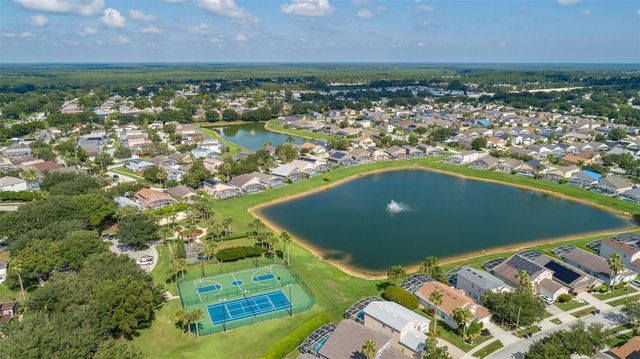 425 CASTLEMAIN CIRCLE, Davenport, FL 33897