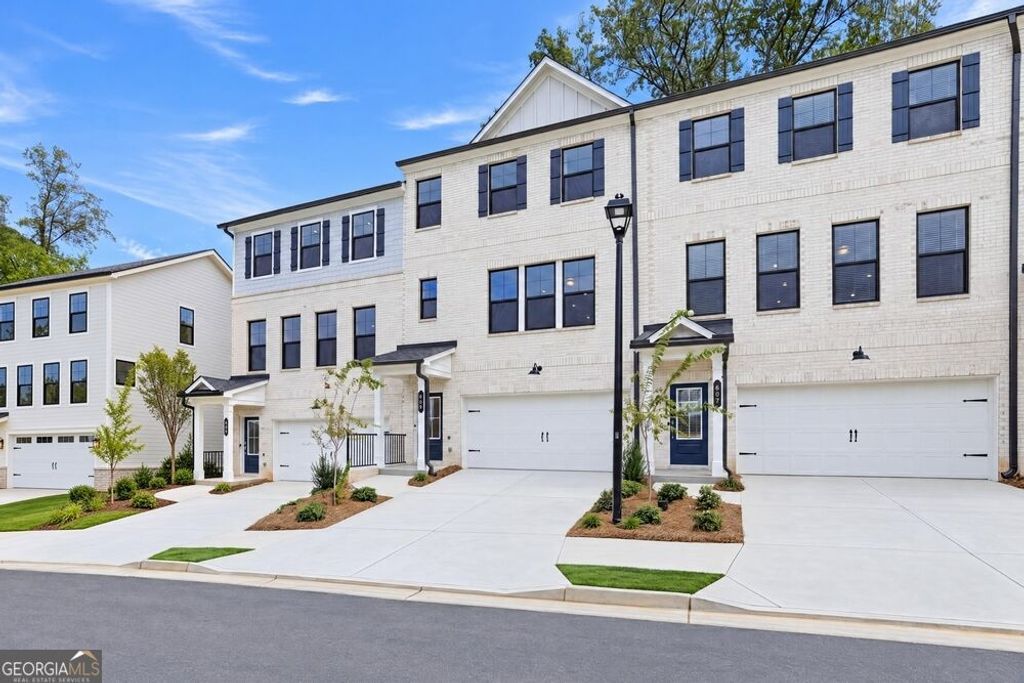 611 Rose Hill Lane, Lawrenceville, GA 30044 — exterior