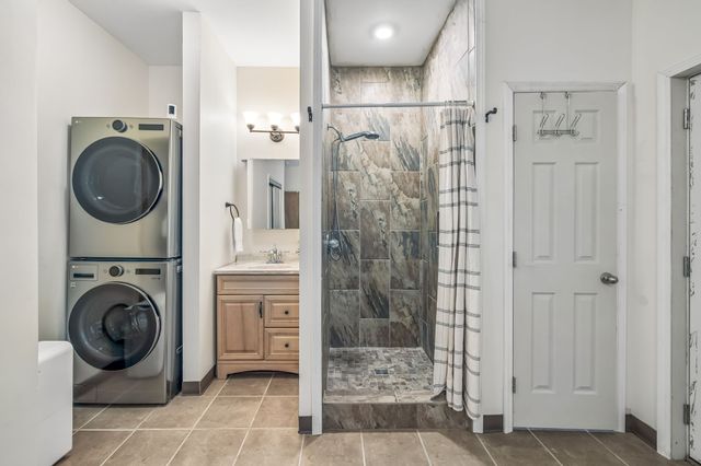 18 York Ln, Elmwood, TN 38560