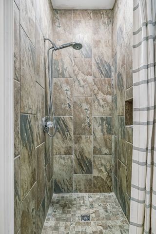 18 York Ln, Elmwood, TN 38560